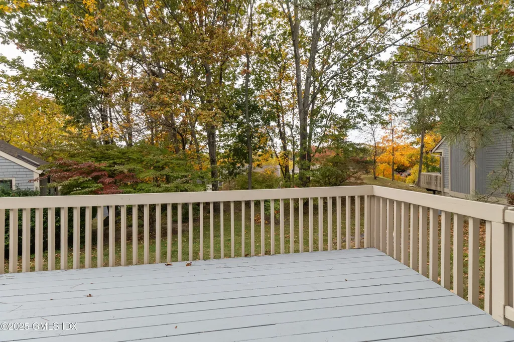 626 W Lyon Farm Drive Greenwich CT 06831