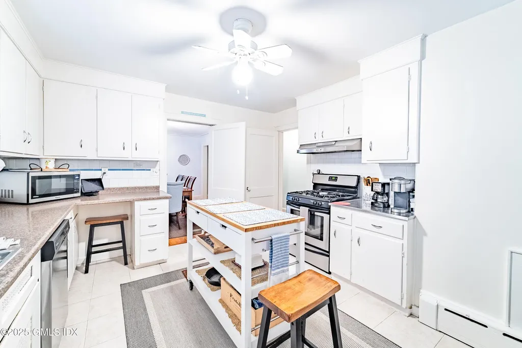 40 Orchard Place Greenwich CT 06830