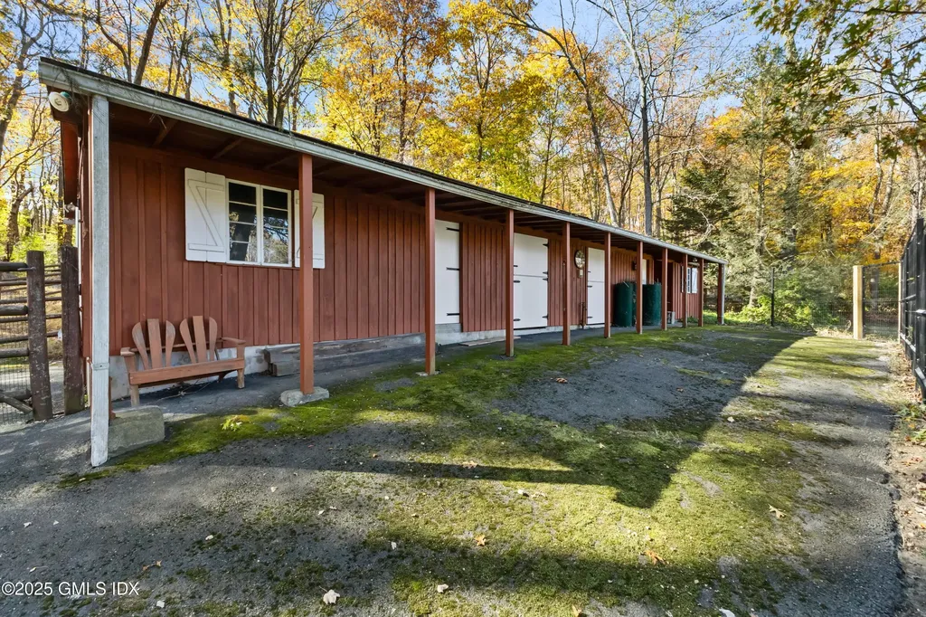 40 Howard Road Greenwich CT 06831