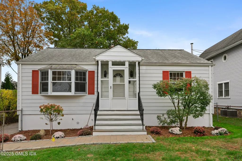 17 Meadow Drive Cos Cob CT 06807