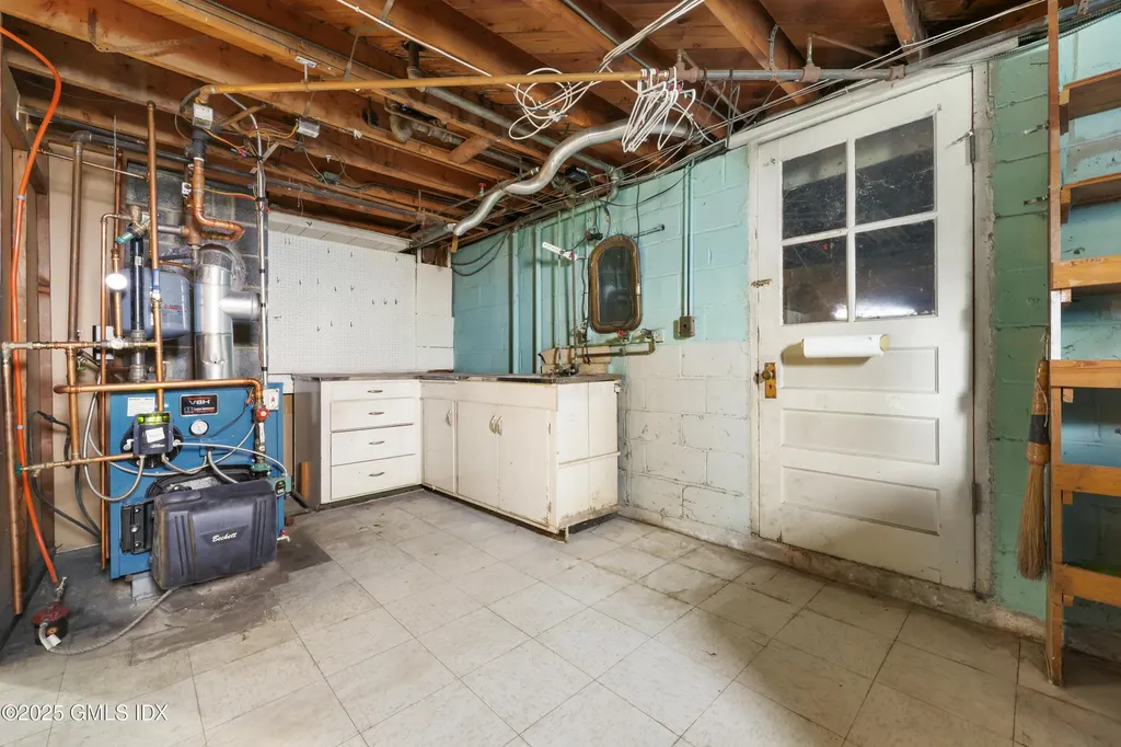 17 Meadow Drive Cos Cob CT 06807