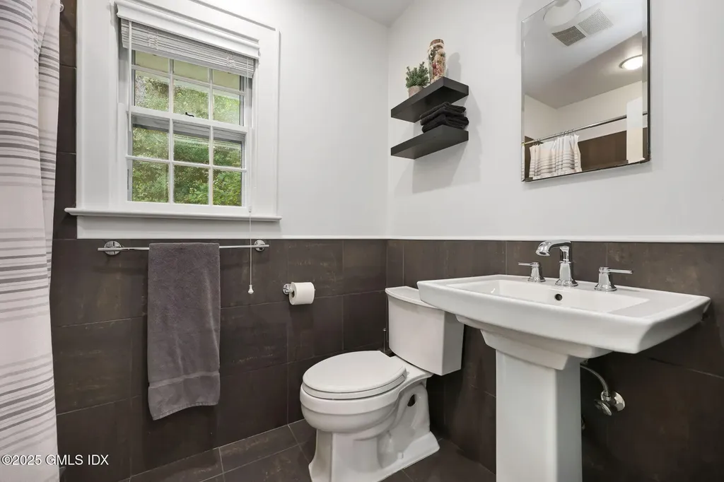 1552 Hope Street Stamford CT 06907