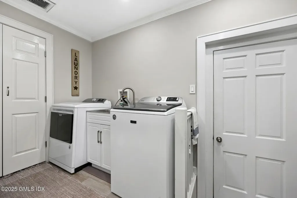 1552 Hope Street Stamford CT 06907