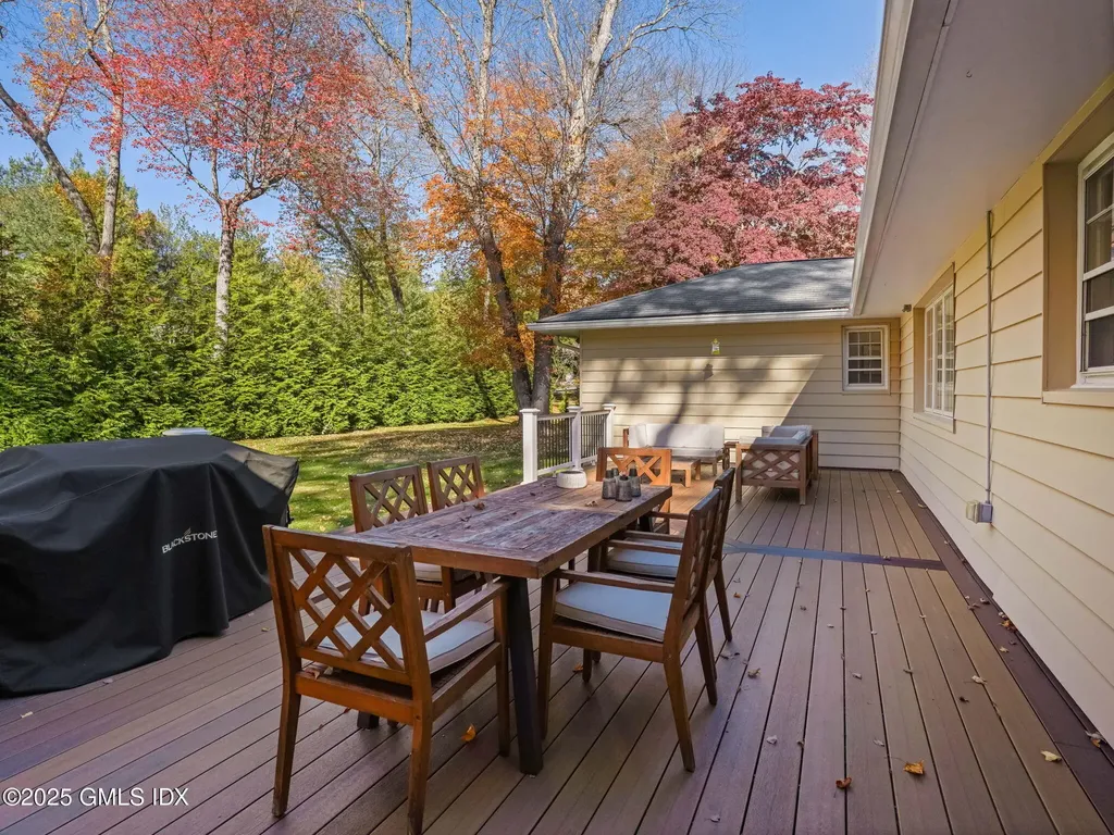 1552 Hope Street Stamford CT 06907