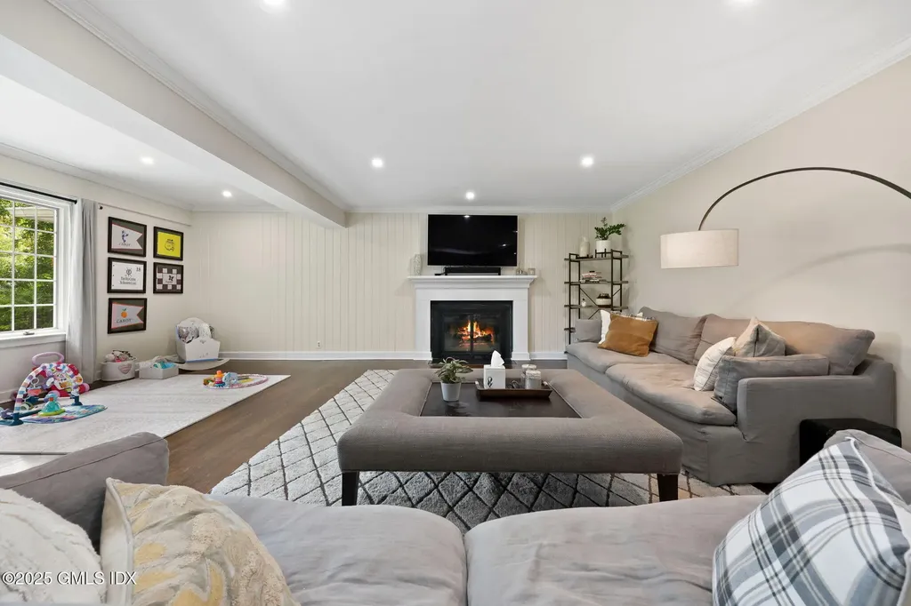 1552 Hope Street Stamford CT 06907