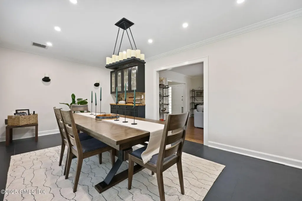 1552 Hope Street Stamford CT 06907