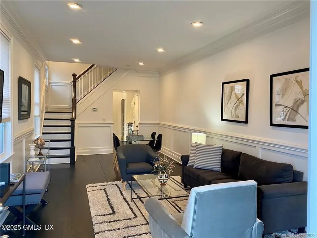 84 E Putnam Avenue Cos Cob CT 06807