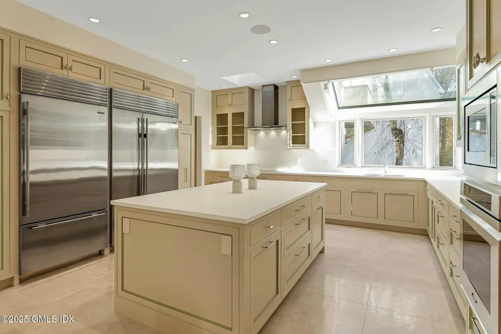 897 Lake Avenue Greenwich CT 06831