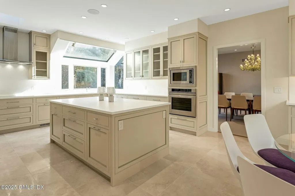 897 Lake Avenue Greenwich CT 06831