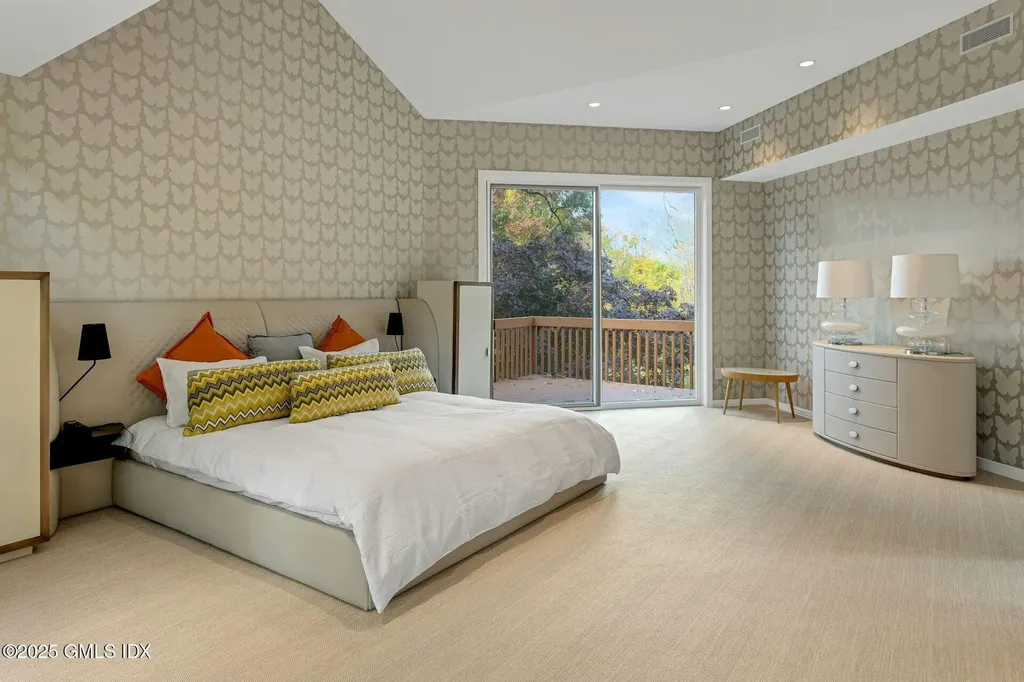 897 Lake Avenue Greenwich CT 06831