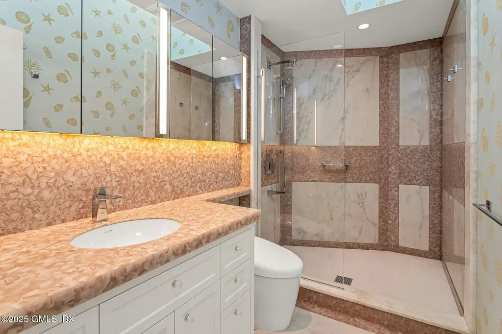 897 Lake Avenue Greenwich CT 06831