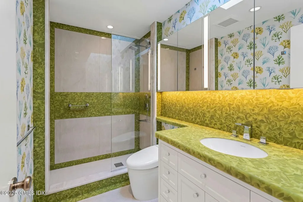 897 Lake Avenue Greenwich CT 06831