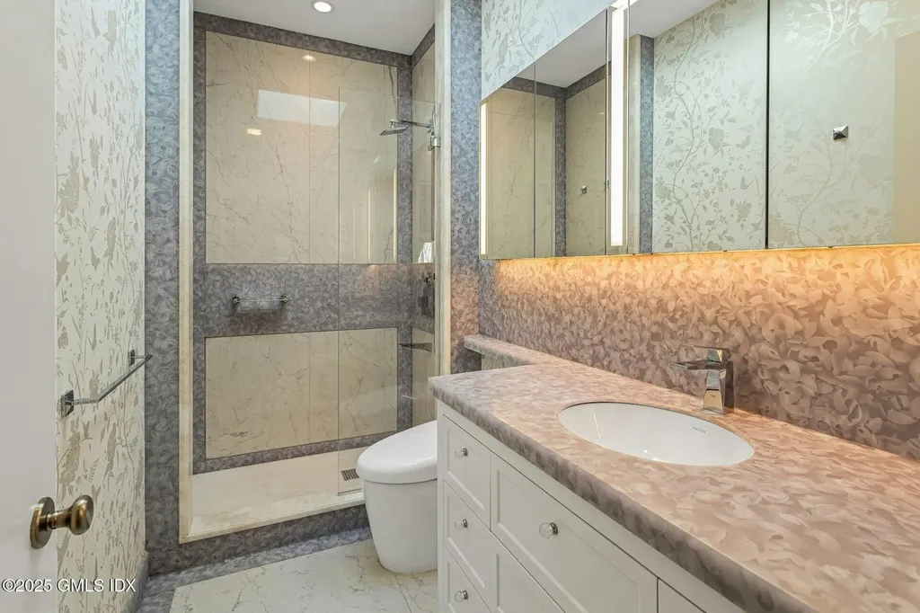 897 Lake Avenue Greenwich CT 06831