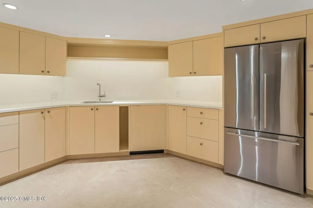 897 Lake Avenue Greenwich CT 06831