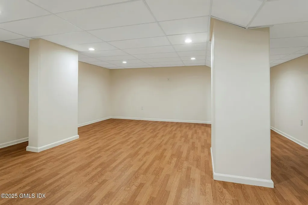 897 Lake Avenue Greenwich CT 06831