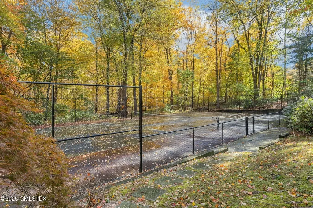 897 Lake Avenue Greenwich CT 06831