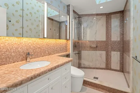 897 Lake Avenue Greenwich CT 06831