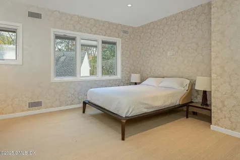 897 Lake Avenue Greenwich CT 06831