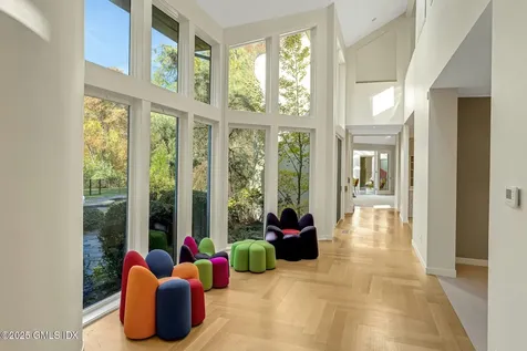 897 Lake Avenue Greenwich CT 06831