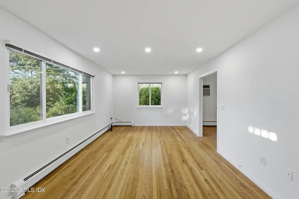 37 Windy Knolls Greenwich CT 06831