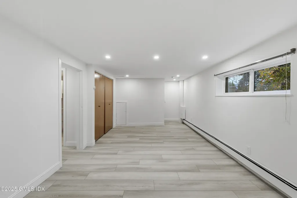 37 Windy Knolls Greenwich CT 06831