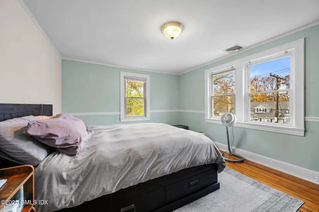 34 Bradley Place Stamford CT 06905