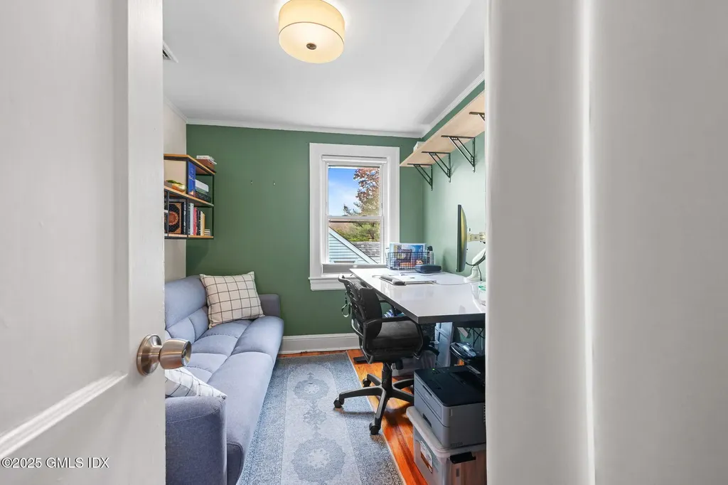 34 Bradley Place Stamford CT 06905