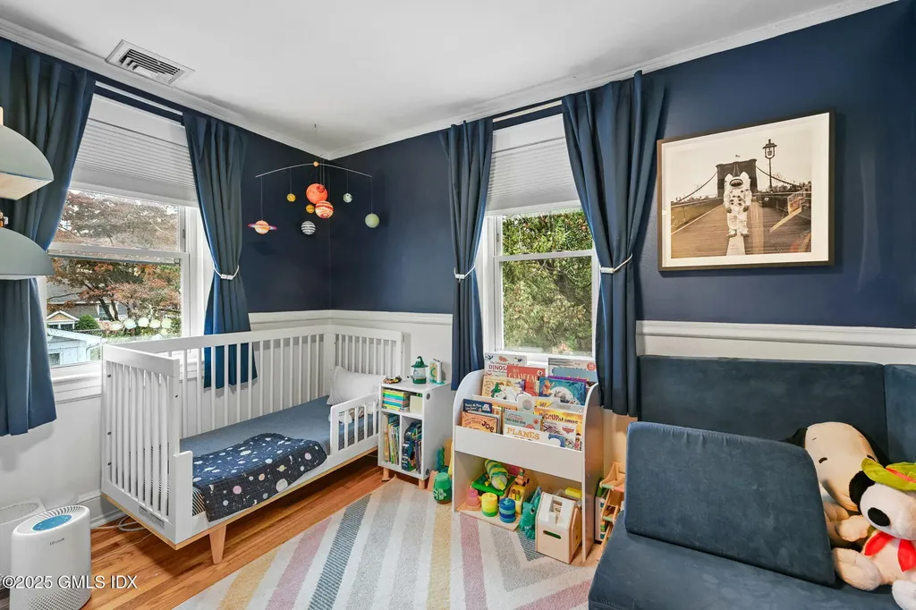 34 Bradley Place Stamford CT 06905