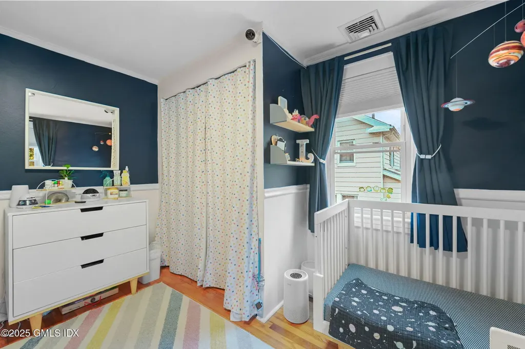 34 Bradley Place Stamford CT 06905