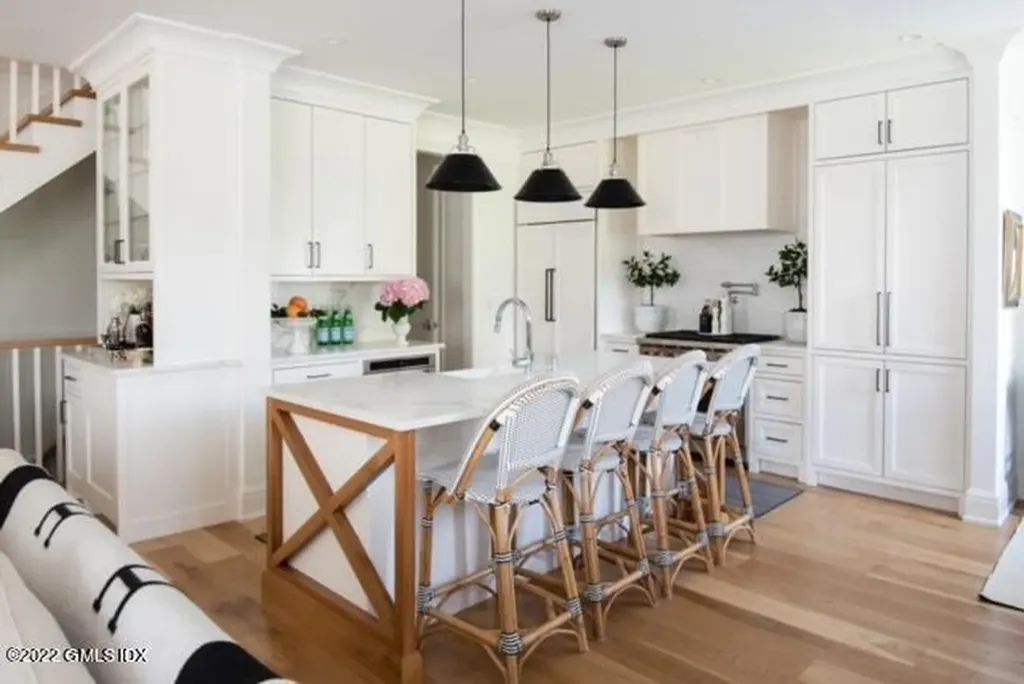 25 Woodland Drive Greenwich CT 06830