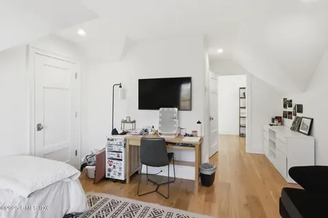 25 Woodland Drive Greenwich CT 06830