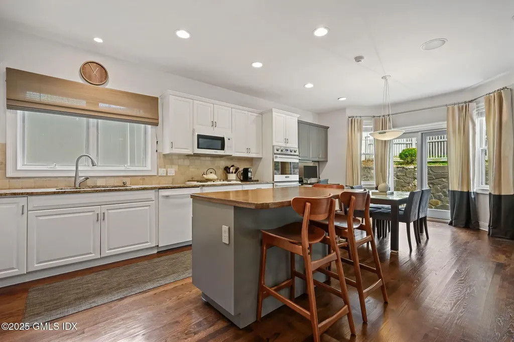 115 Lake Avenue Greenwich CT 06830