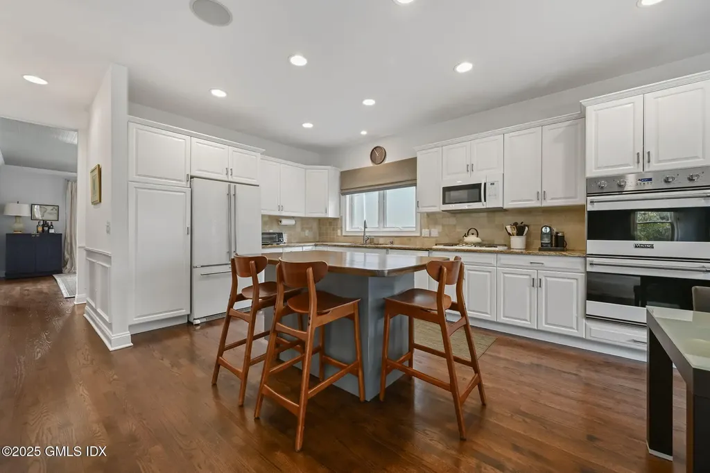 115 Lake Avenue Greenwich CT 06830