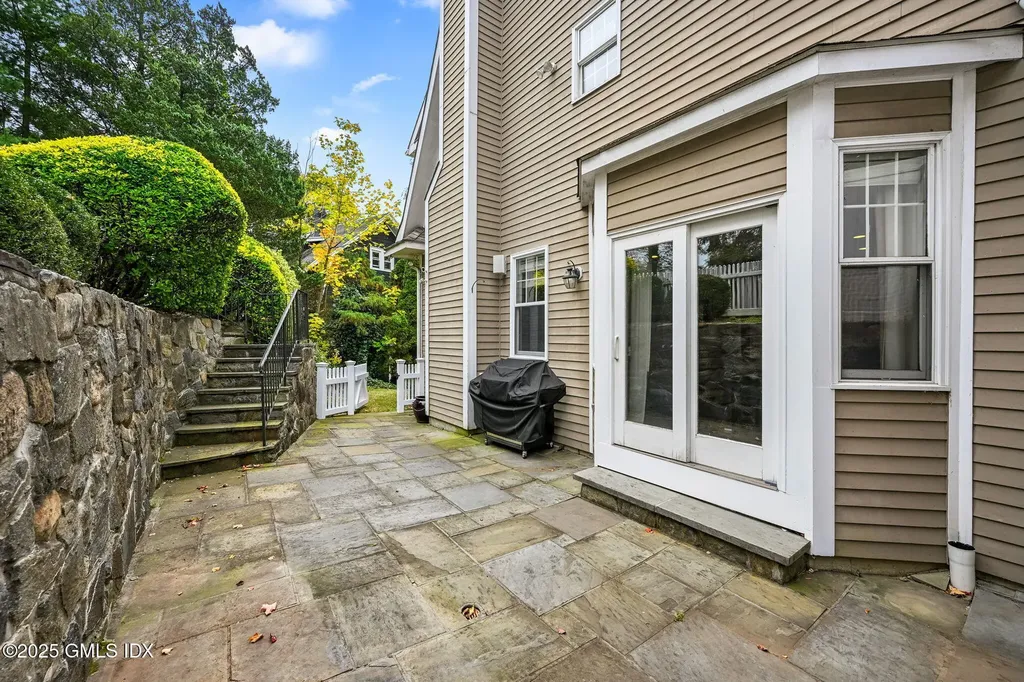 115 Lake Avenue Greenwich CT 06830