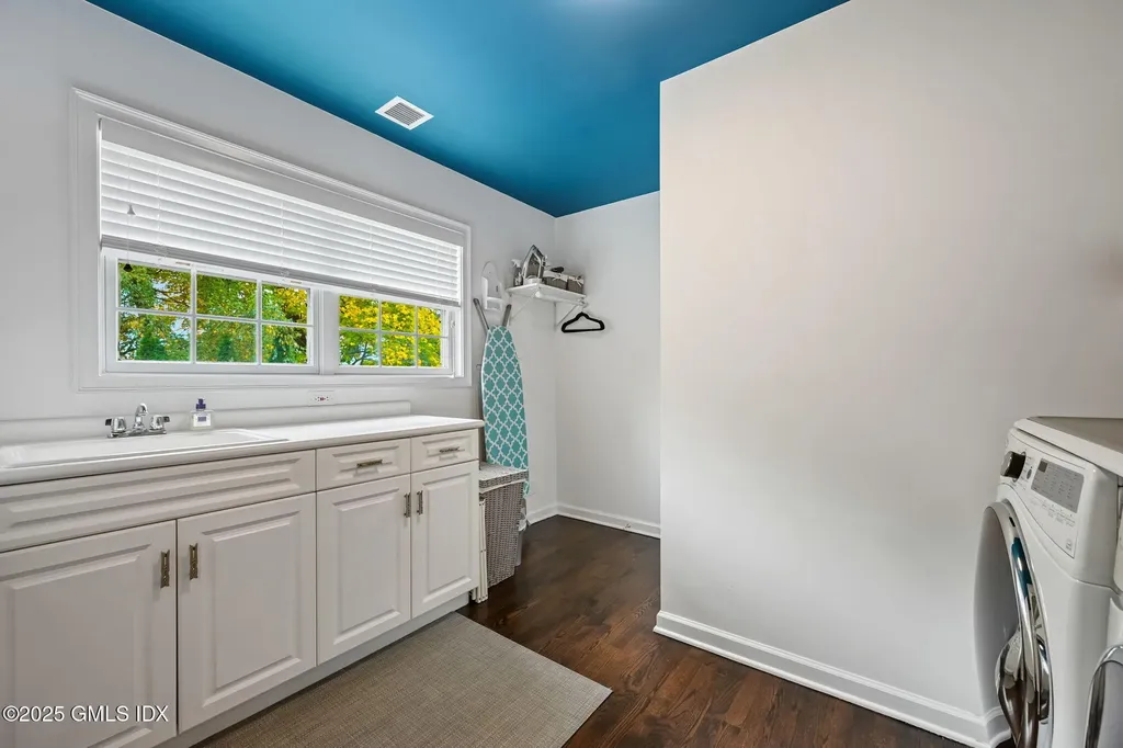 115 Lake Avenue Greenwich CT 06830