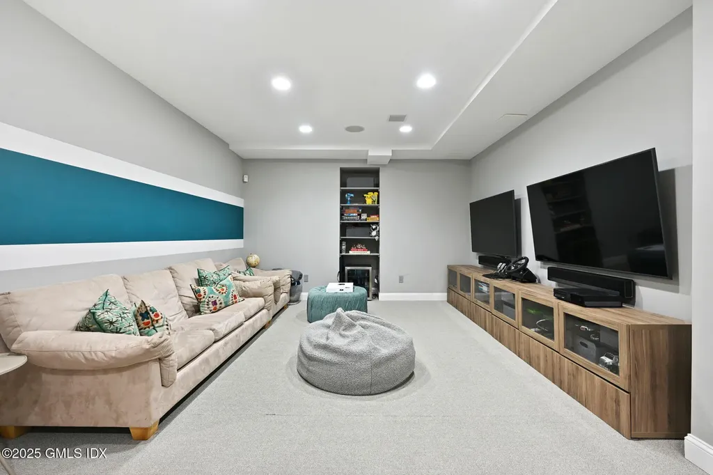 115 Lake Avenue Greenwich CT 06830