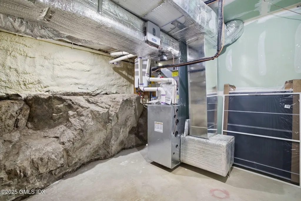 131 Henry Street Greenwich CT 06830