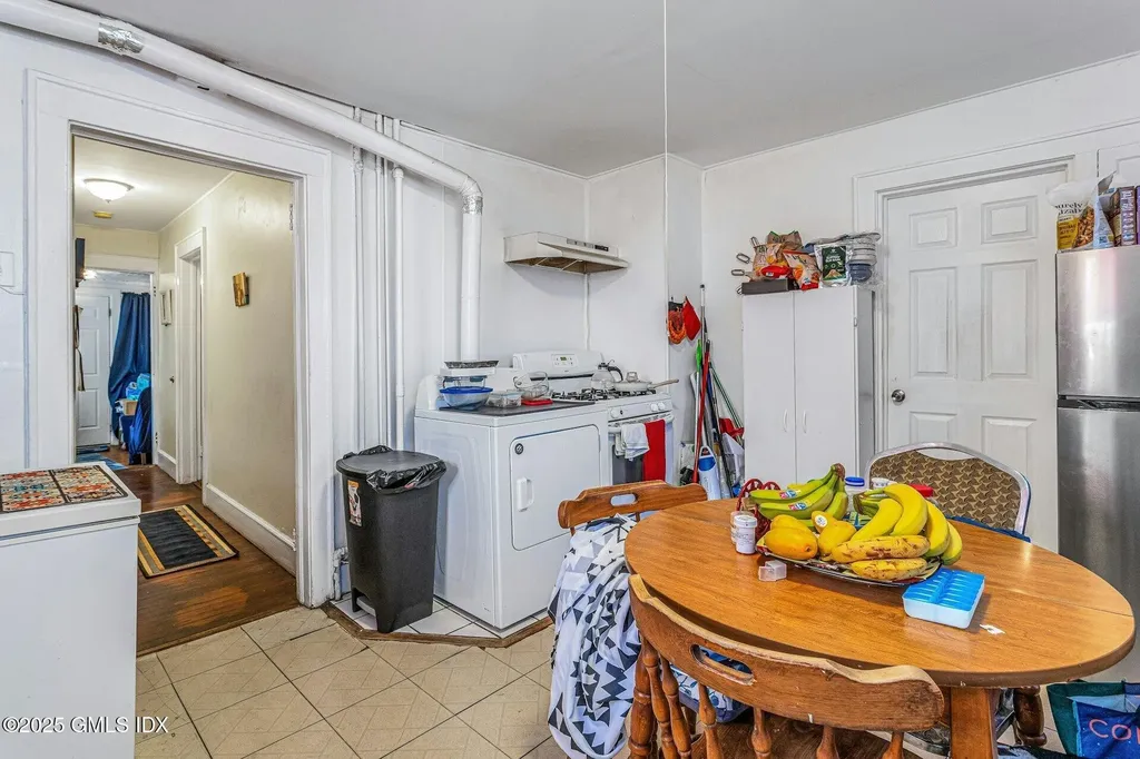 38 Alexander Street Greenwich CT 06830