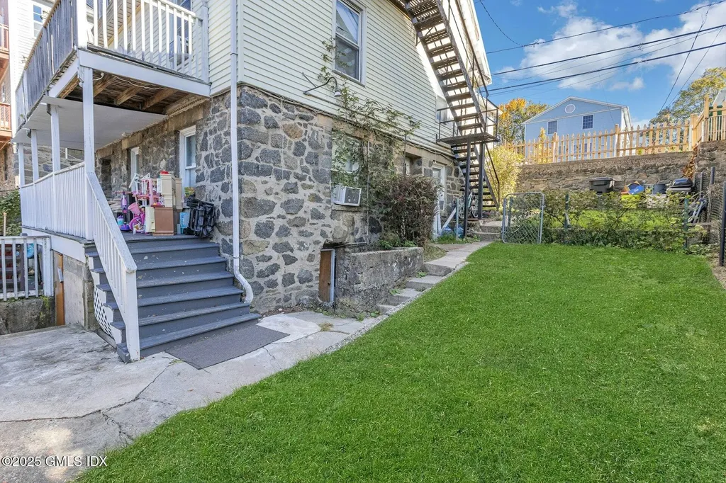 38 Alexander Street Greenwich CT 06830