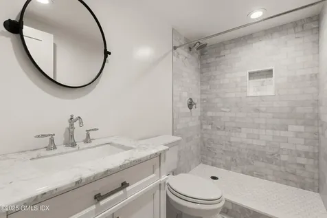 48 Meyer Place Riverside CT 06878