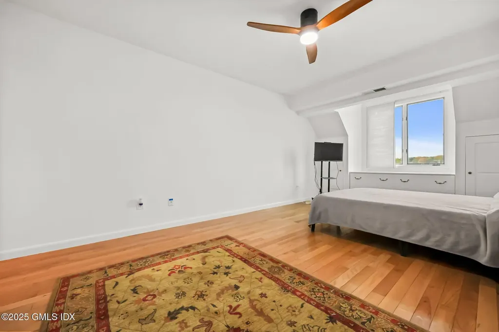 1234 Windward Road Milford CT 06461