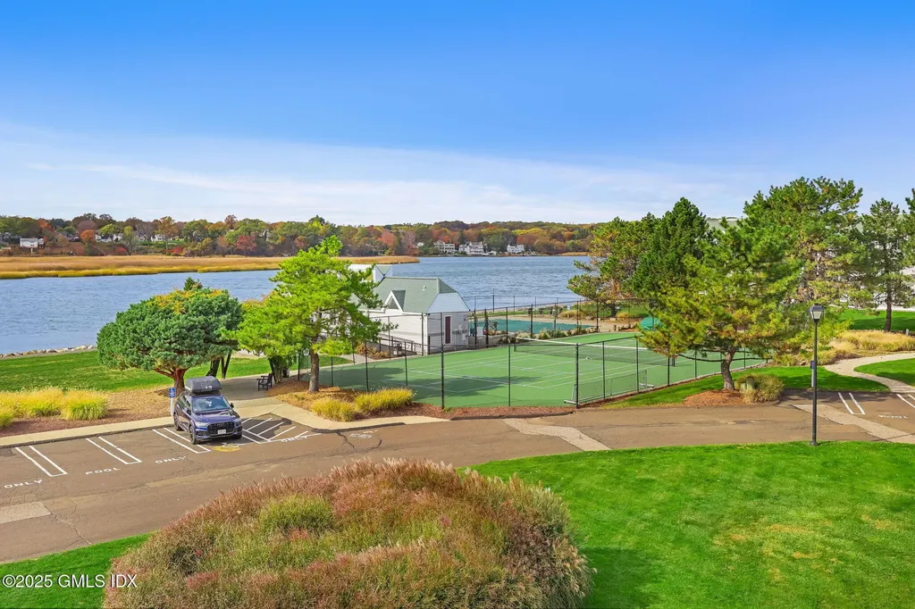 1234 Windward Road Milford CT 06461