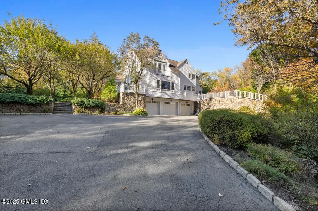145 Porchuck Road Greenwich CT 06831