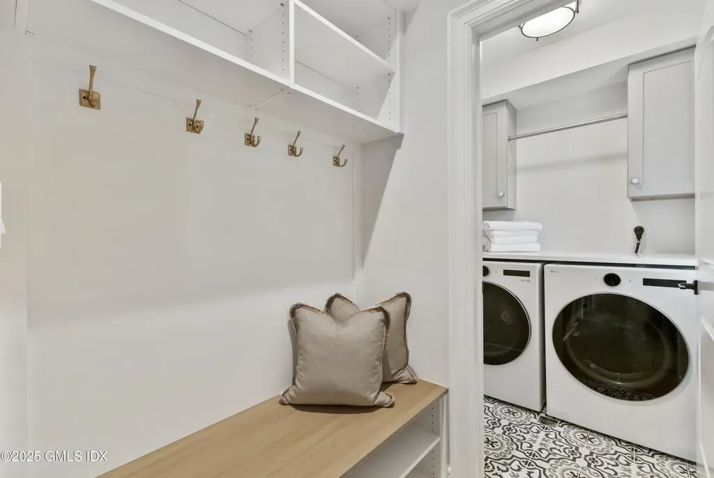 151A Hamilton Avenue Greenwich CT 06830