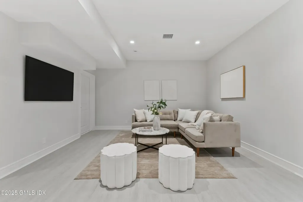 151A Hamilton Avenue Greenwich CT 06830