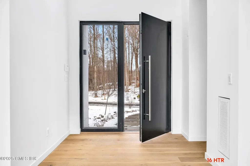 18 Edgar Road Greenwich CT 06831