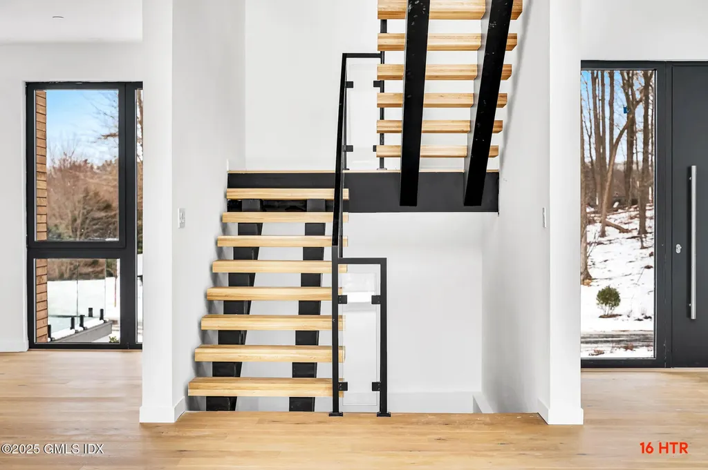 18 Edgar Road Greenwich CT 06831