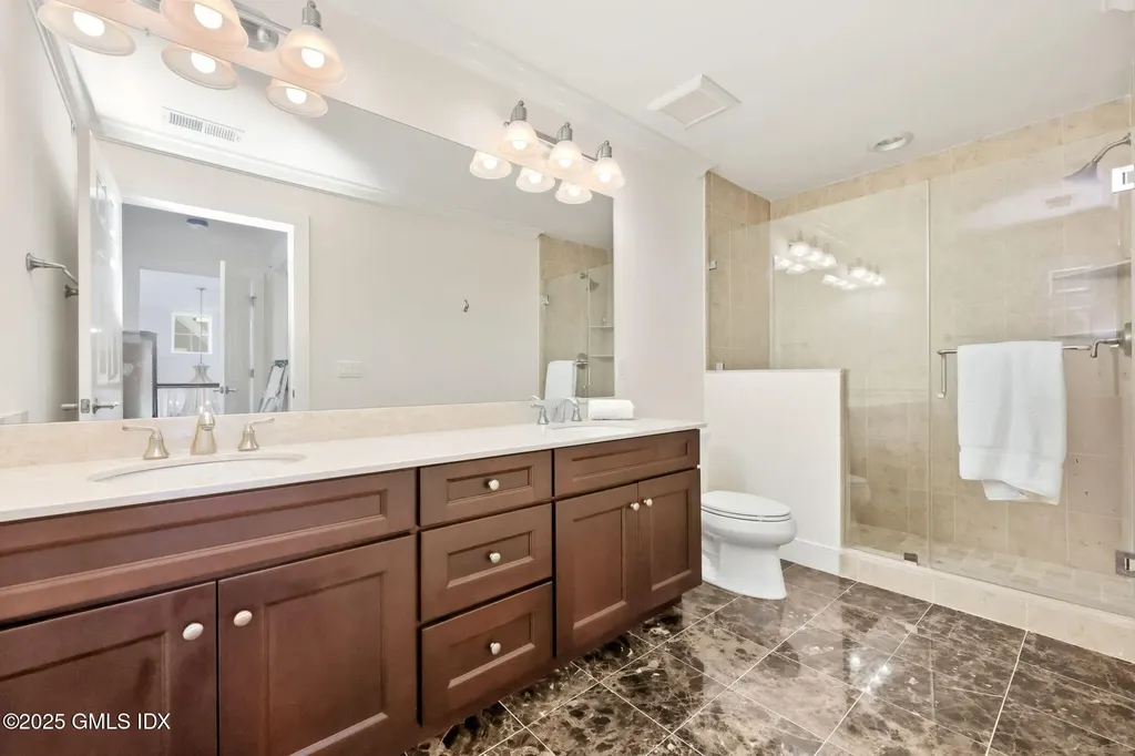 77 Havemeyer Lane Stamford CT 06902