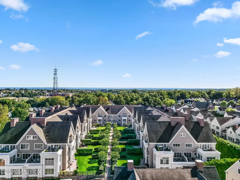 77 Havemeyer Lane Stamford CT 06902