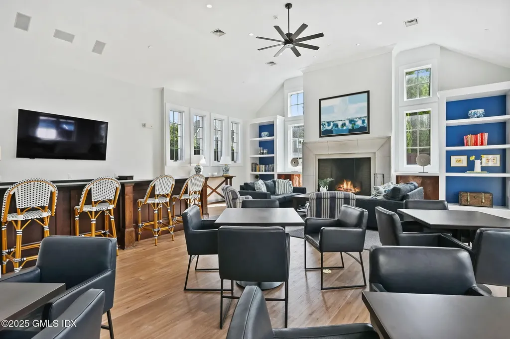 77 Havemeyer Lane Stamford CT 06902